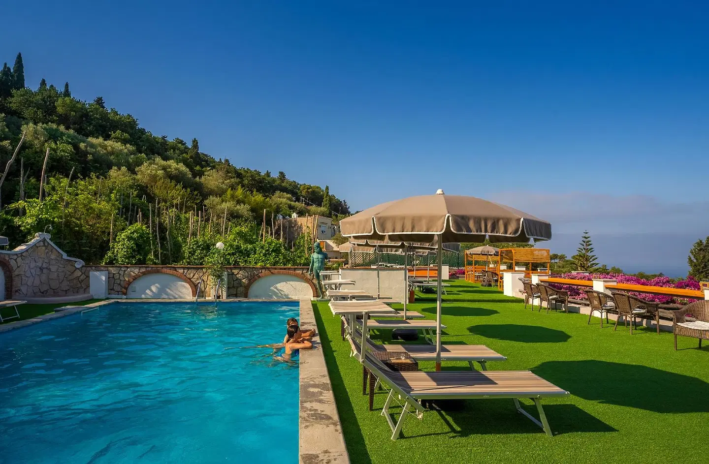 Il Girasole OUTDOOR_POOL