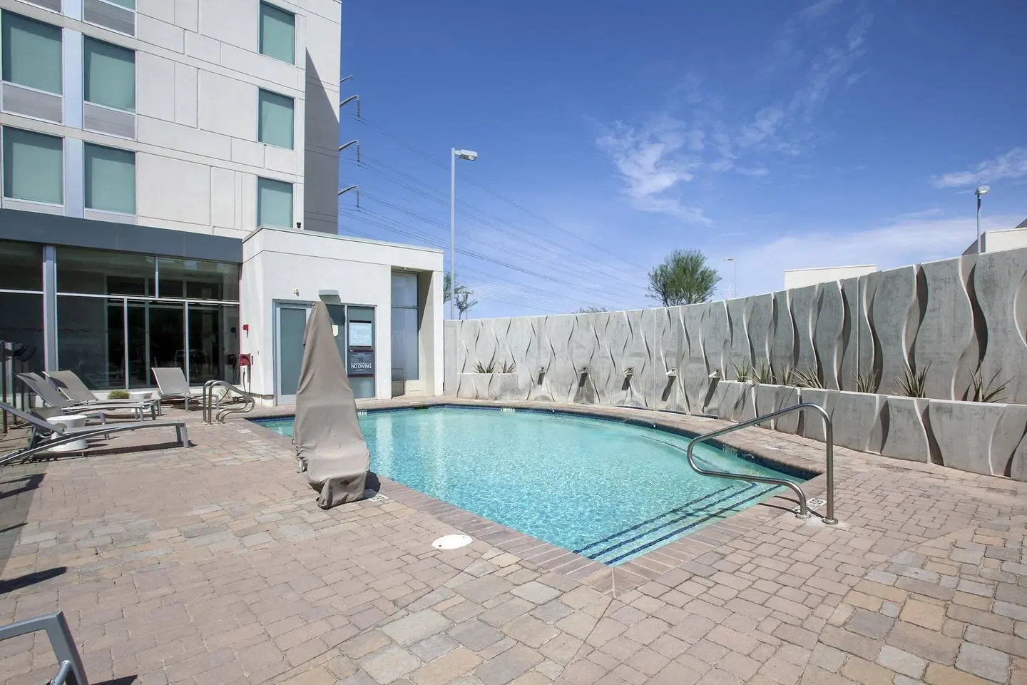 Aloft Tempe OUTDOOR_POOL