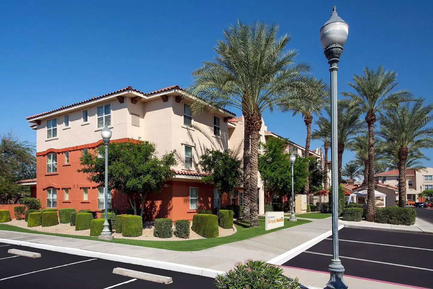 Sonesta Simply Suites Scottsdale North EXTERIOR