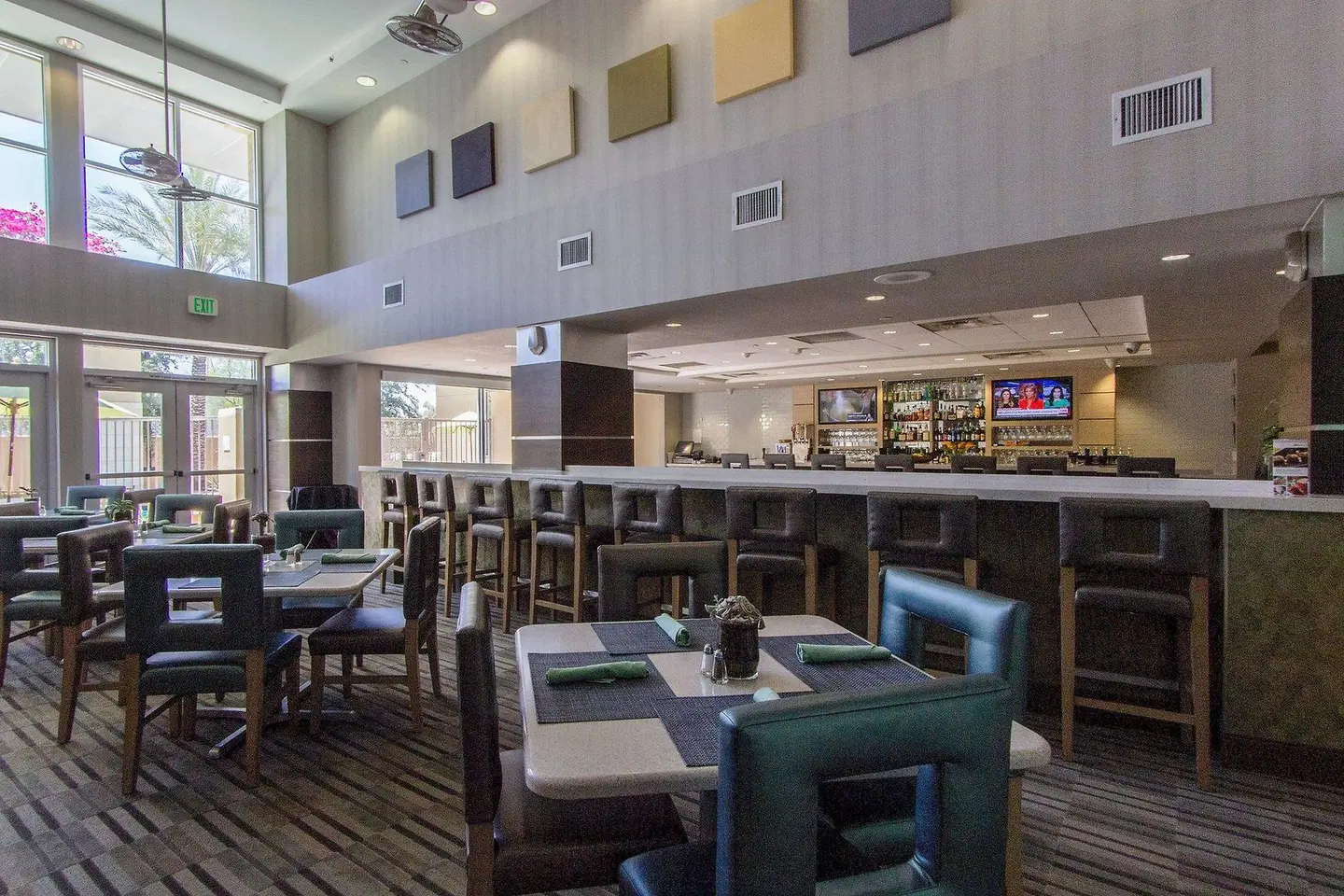 Holiday Inn Hotel & Suites Scottsdale North- Airpark Restaurant