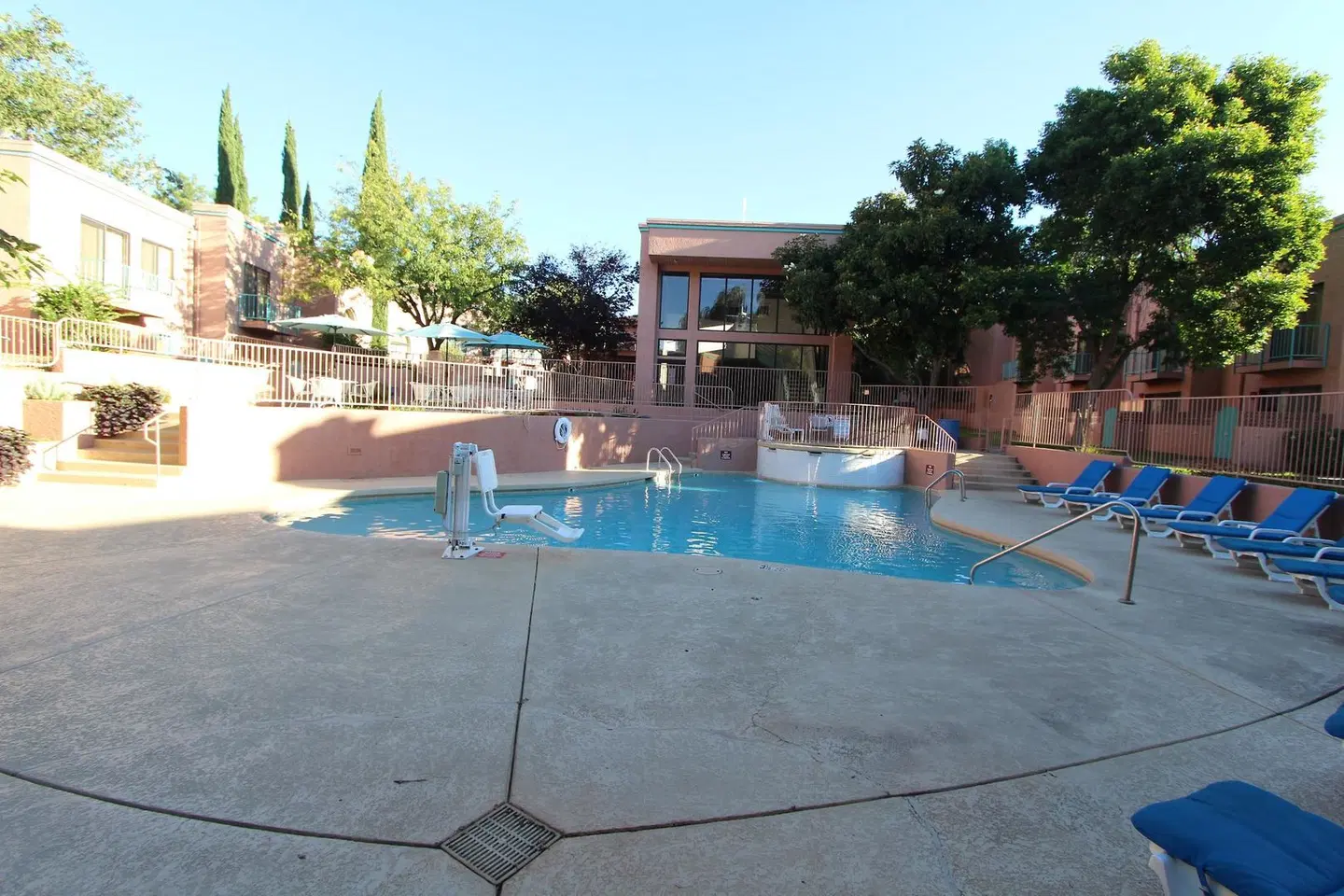 Villas of Sedona OUTDOOR_POOL