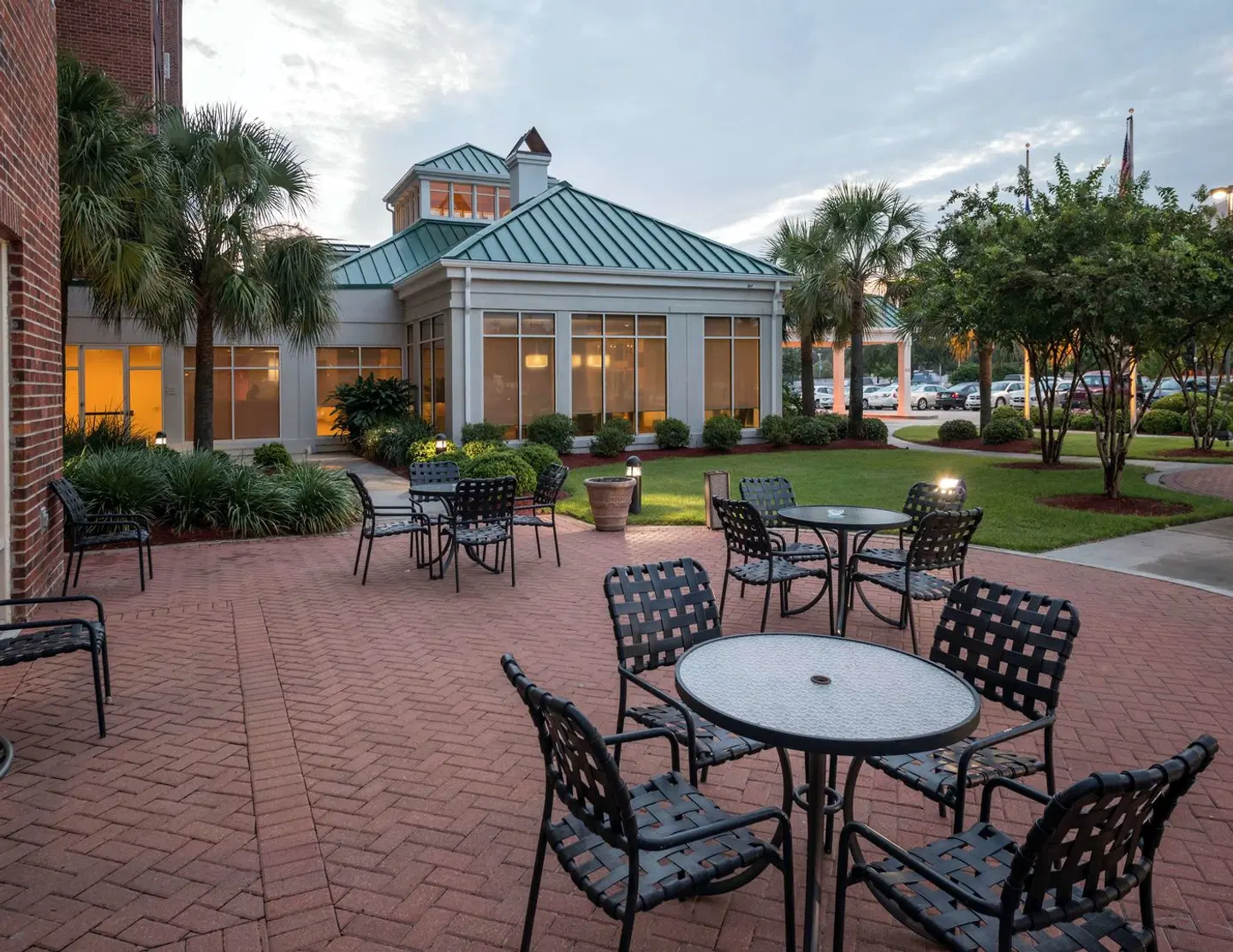 Hilton Garden Inn Lafayette/Cajundome Terrasse