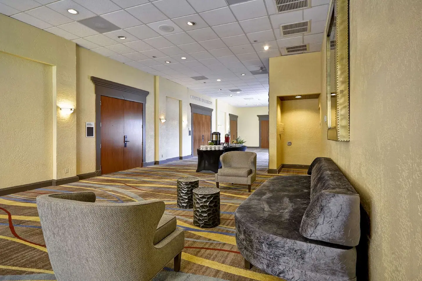 DoubleTree by Hilton Phoenix North LOUNGE_LOBBY