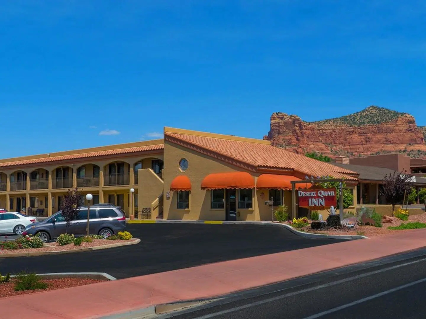 Desert Quail Inn EXTERIOR
