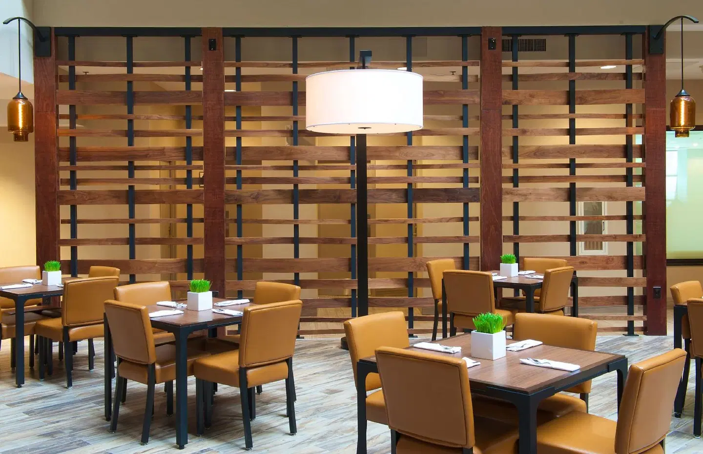 Embassy Suites by Hilton Portland Washington Square Restaurant