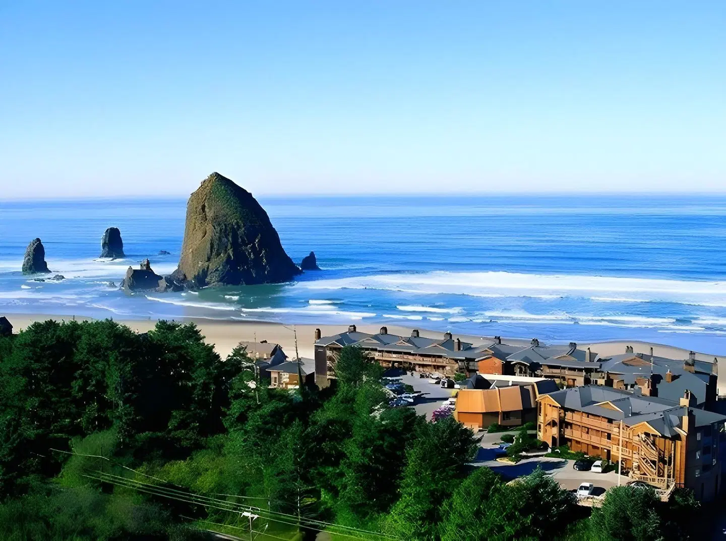 Hallmark Resort in Cannon Beach LANDSCAPE