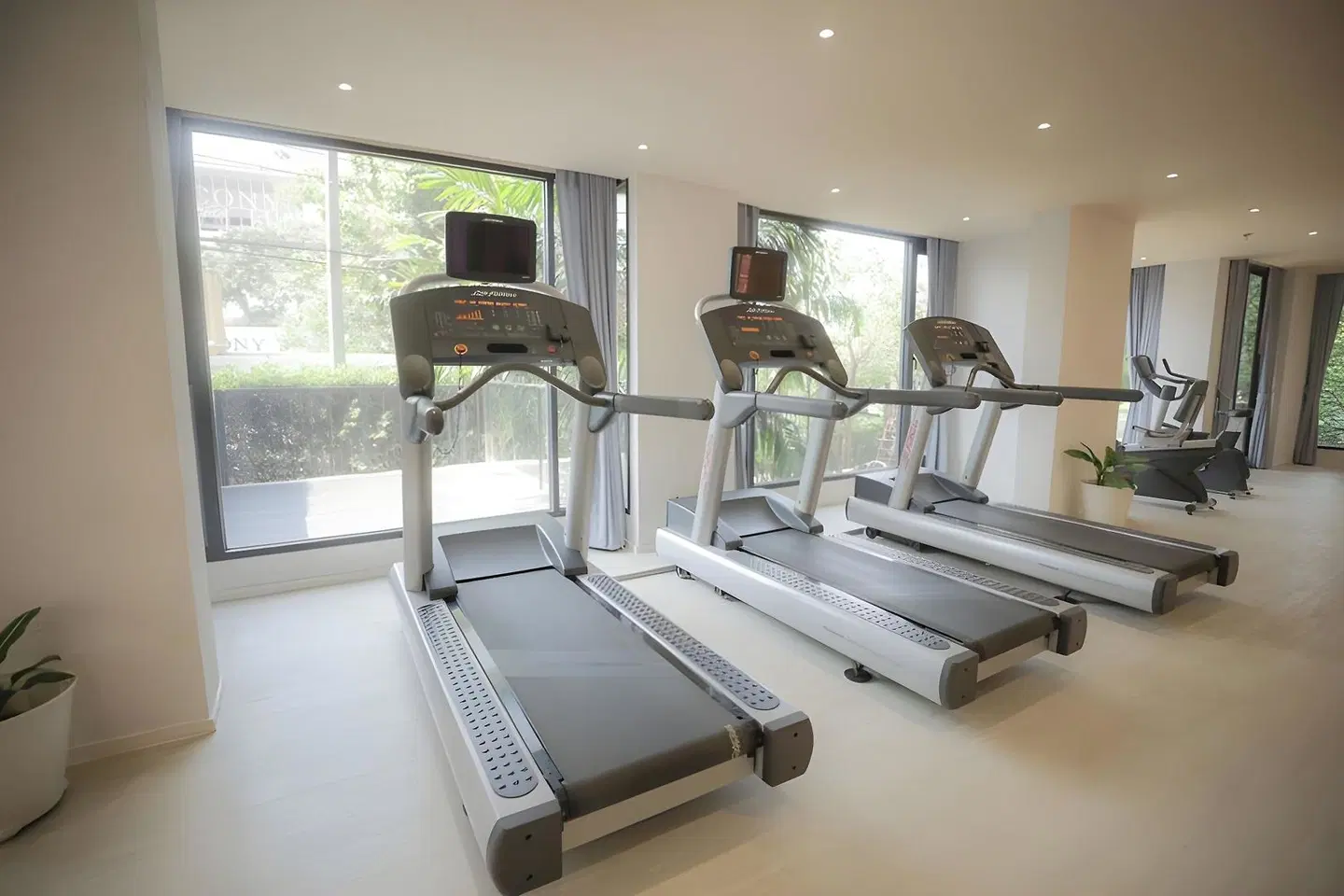 Balcony Seaside Hotel & Serviced Apartment SPORTS_AND_LEISURE