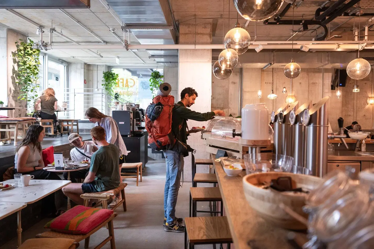 Wombat's City Hostel Munich Werksviertel Bar