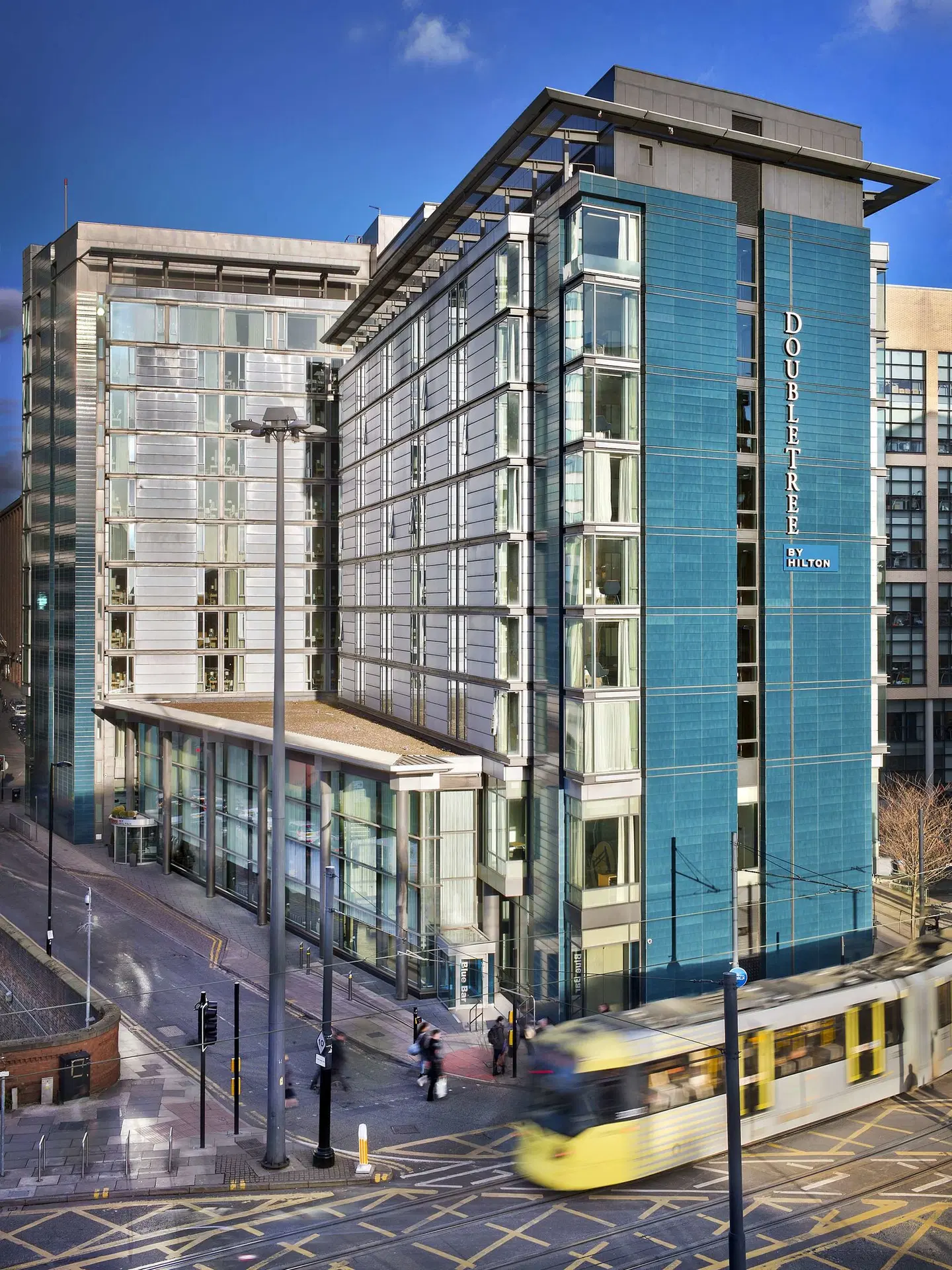 DoubleTree by Hilton Hotel Manchester - Piccadilly EXTERIOR