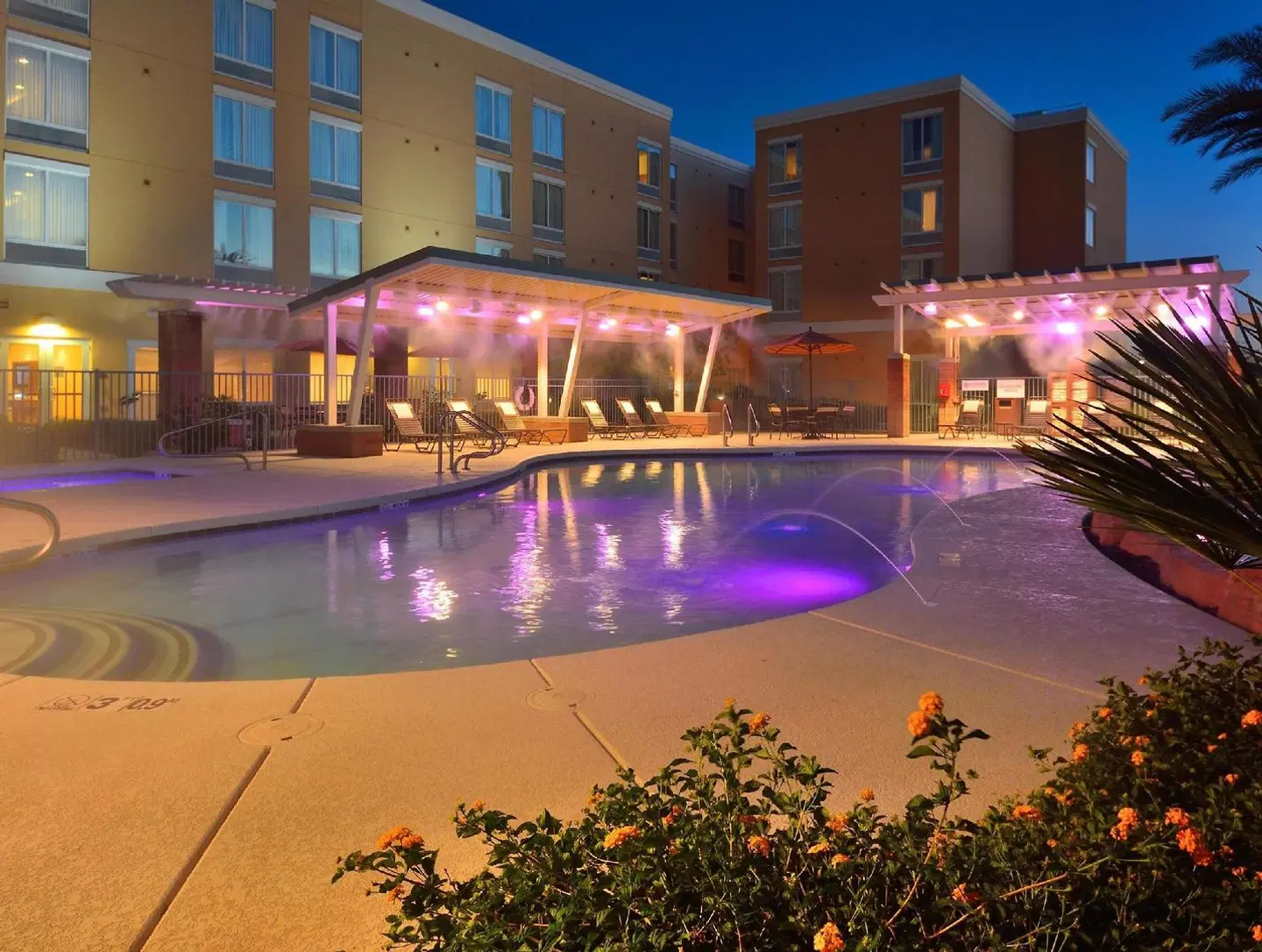 Hyatt Place Phoenix/ Mesa OUTDOOR_POOL