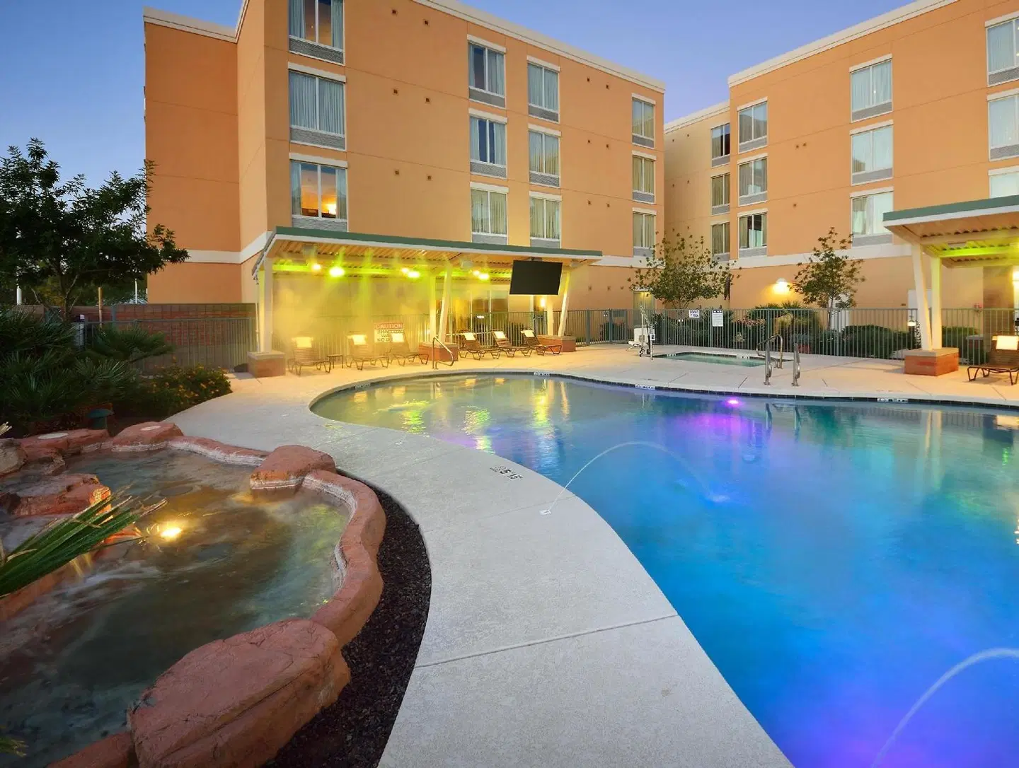Hyatt Place Phoenix/ Mesa OUTDOOR_POOL