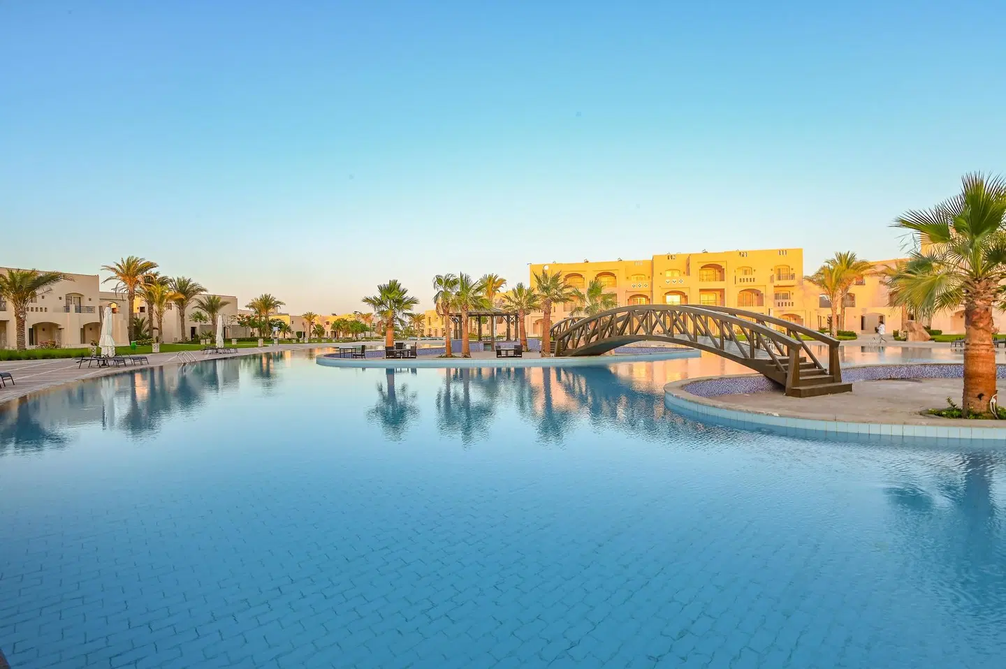 Sataya Resort OUTDOOR_POOL