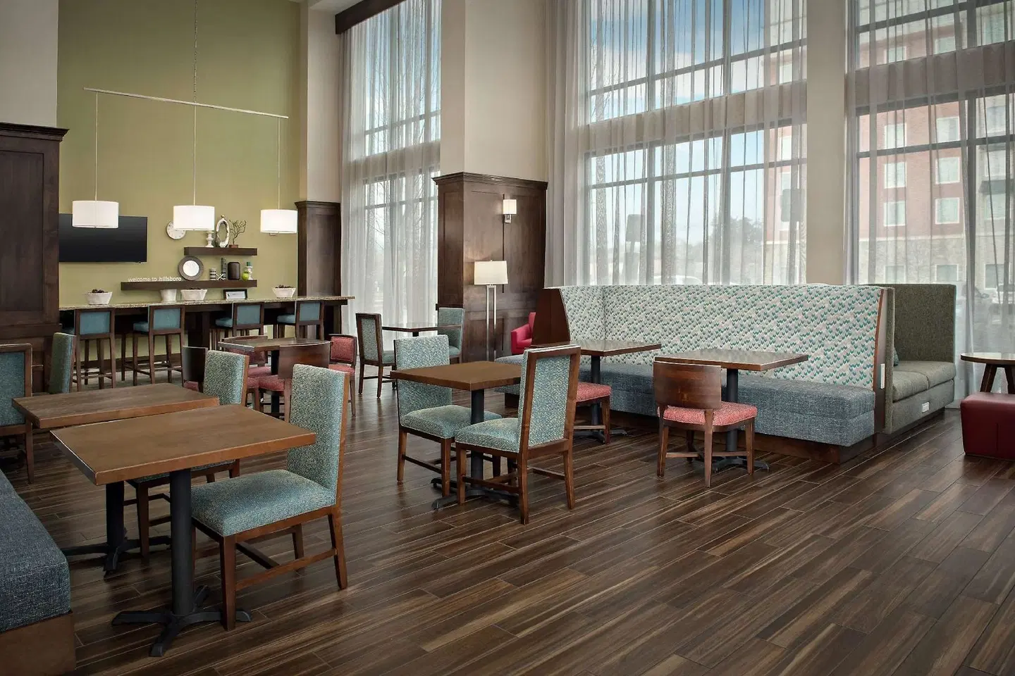 Hampton Inn & Suites Portland/Hillsboro-Evergreen Park LOUNGE_LOBBY