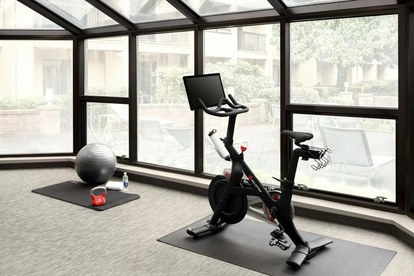 Courtyard by Marriott Portland Beaverton SPORTS_AND_LEISURE