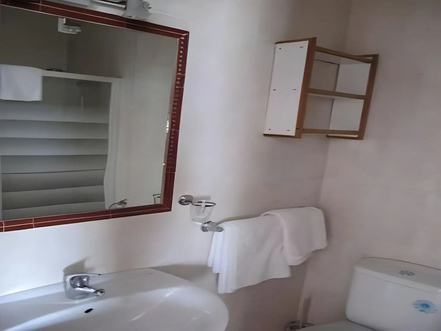 Apartamentos Miramar Badezimmer