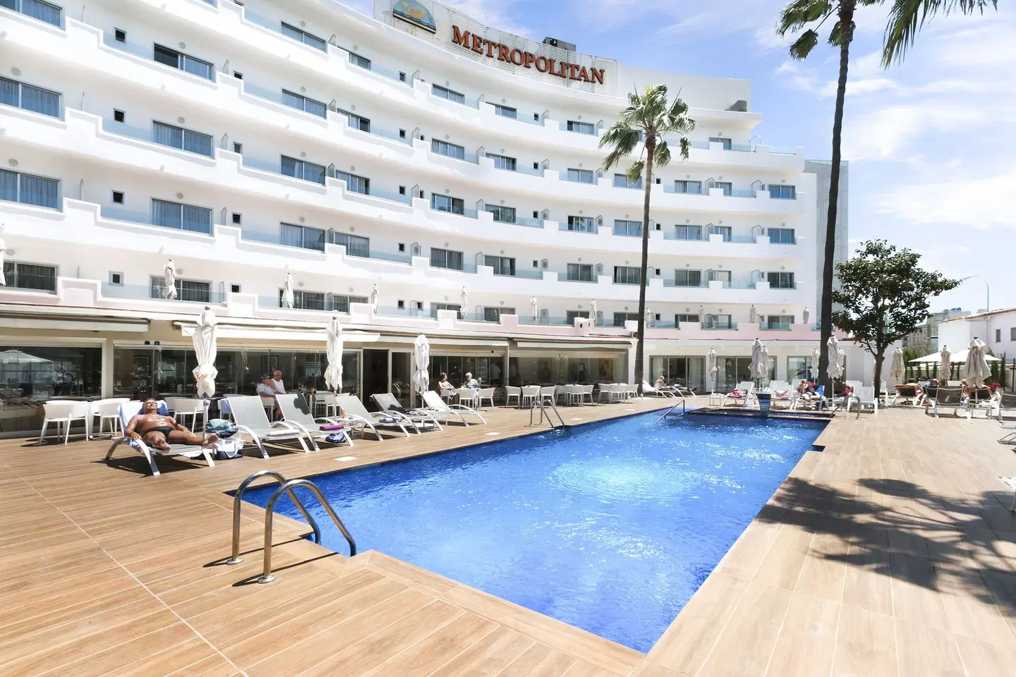 Metropolitan Playa OUTDOOR_POOL