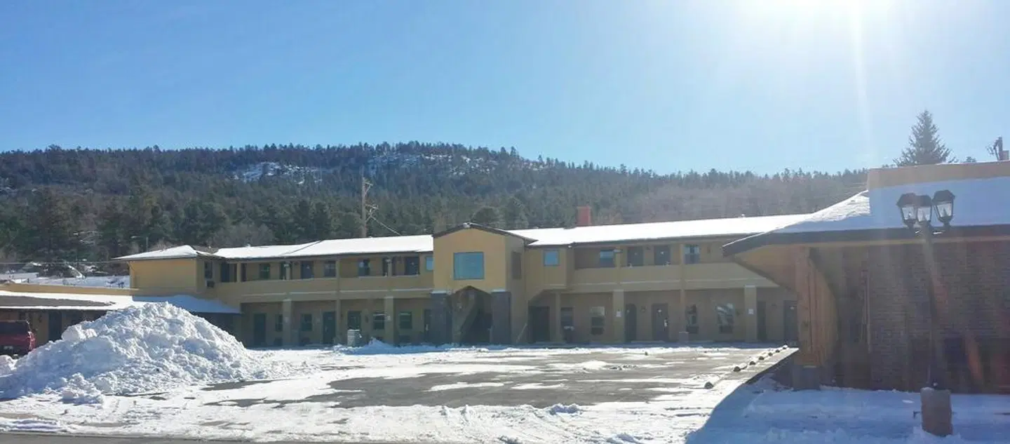 Americas Best Value Inn Williams Grand Canyon EXTERIOR