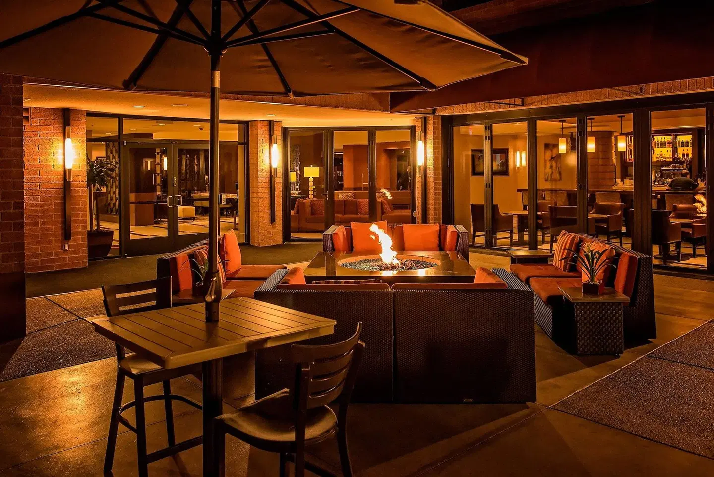 Scottsdale Marriott Suites Old Town Bar