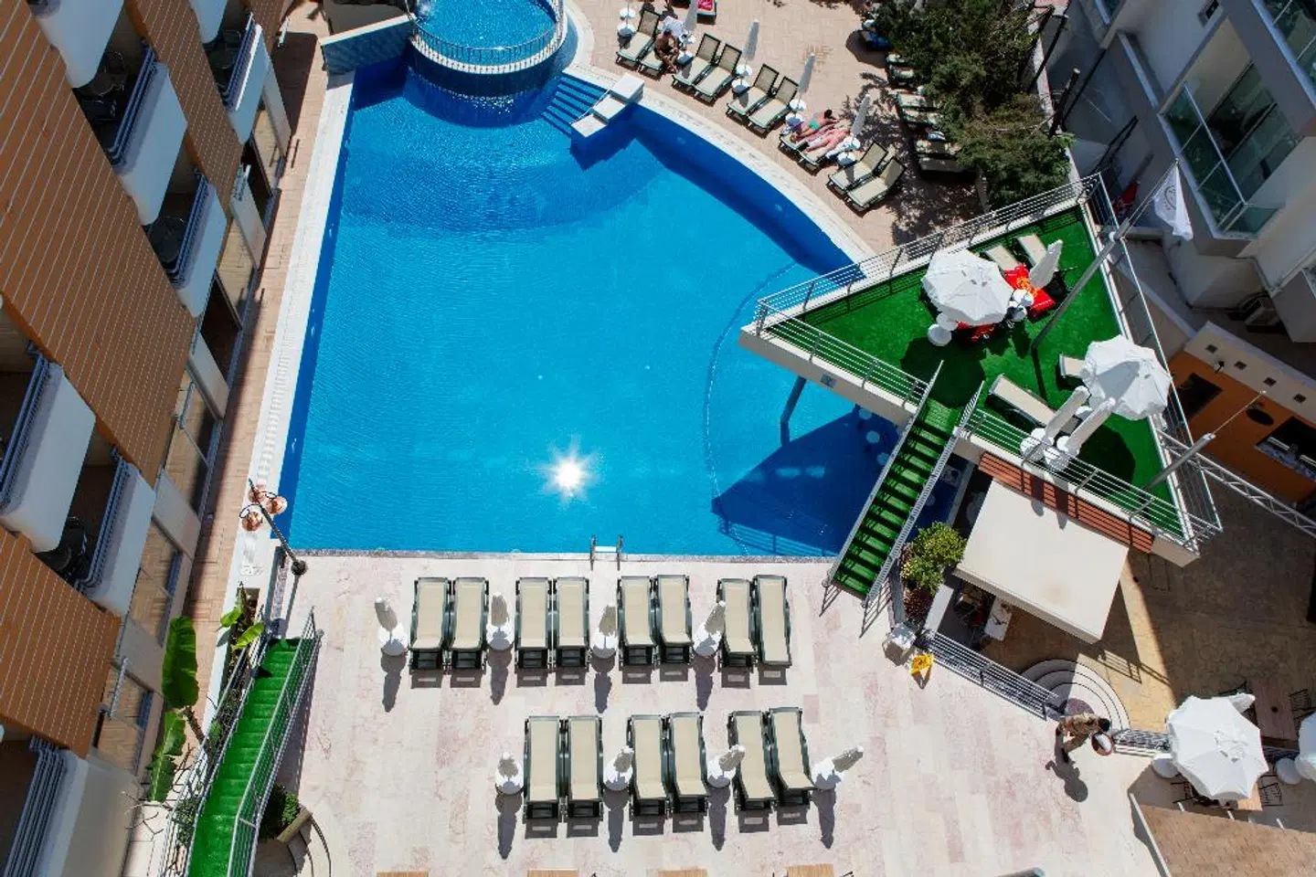 Alaiye Kleopatra Hotel OUTDOOR_POOL