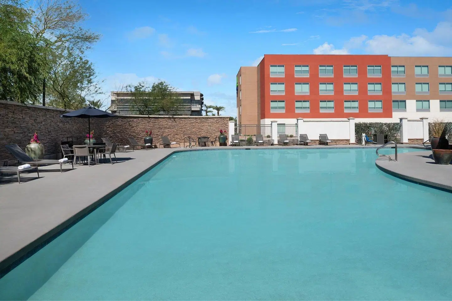 Courtyard by Marriott Phoenix West/Avondale OUTDOOR_POOL