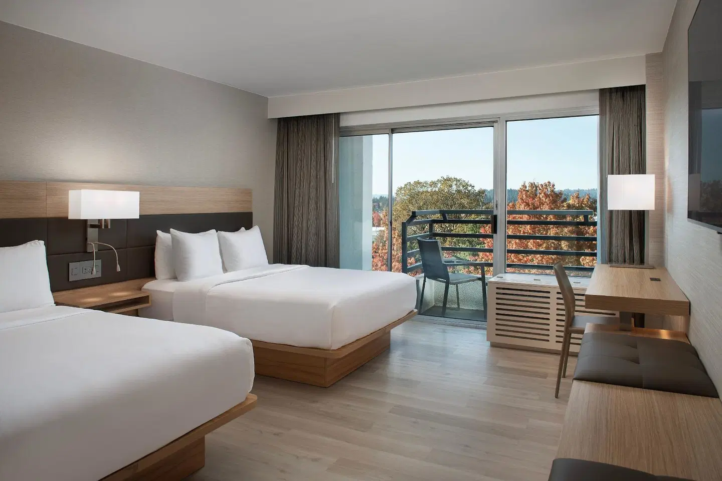 Crowne Plaza Portland-Lake Oswego by IHG ROOM_EXAMPLE