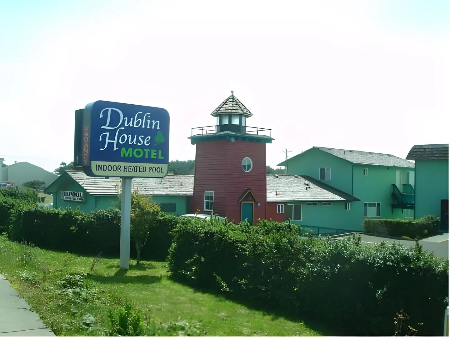The Dublin House Motel EXTERIOR