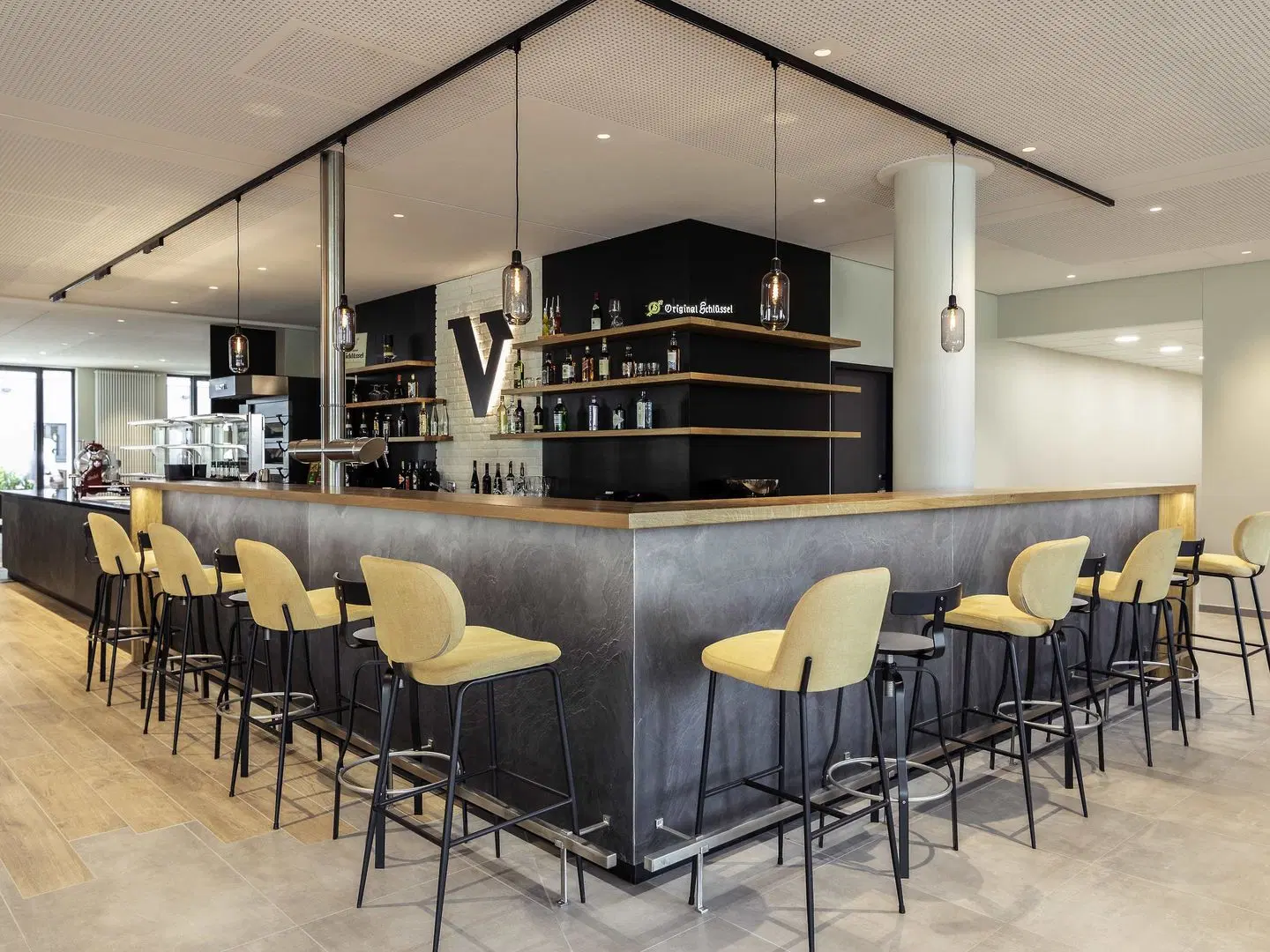 Novotel Duesseldorf Airport Bar