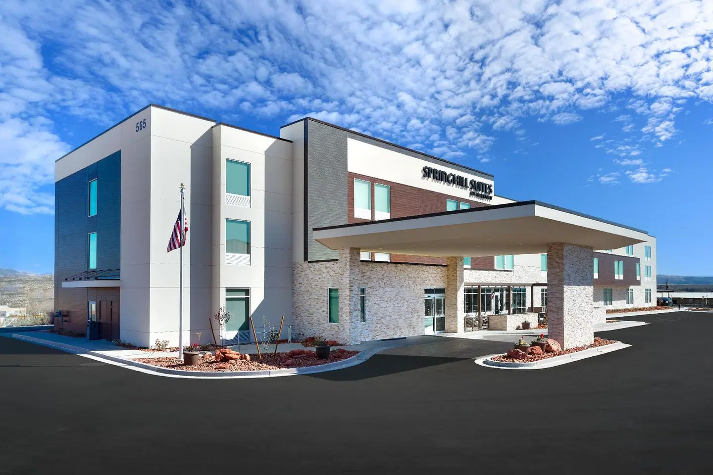 SpringHill Suites by Marriott Cottonwood EXTERIOR