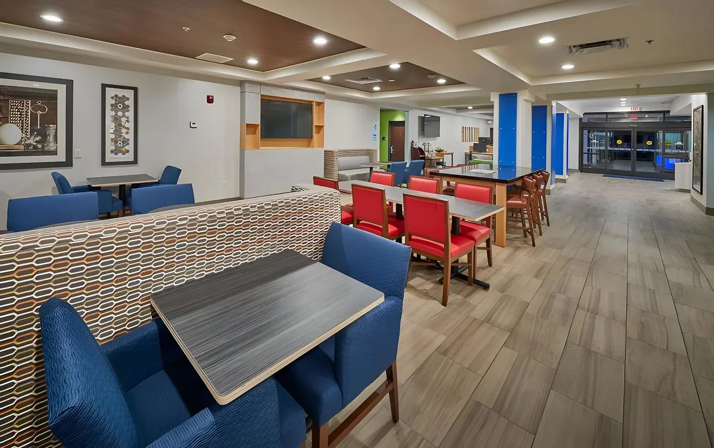 Holiday Inn Express & Suites Medford-Central Point LOUNGE_LOBBY