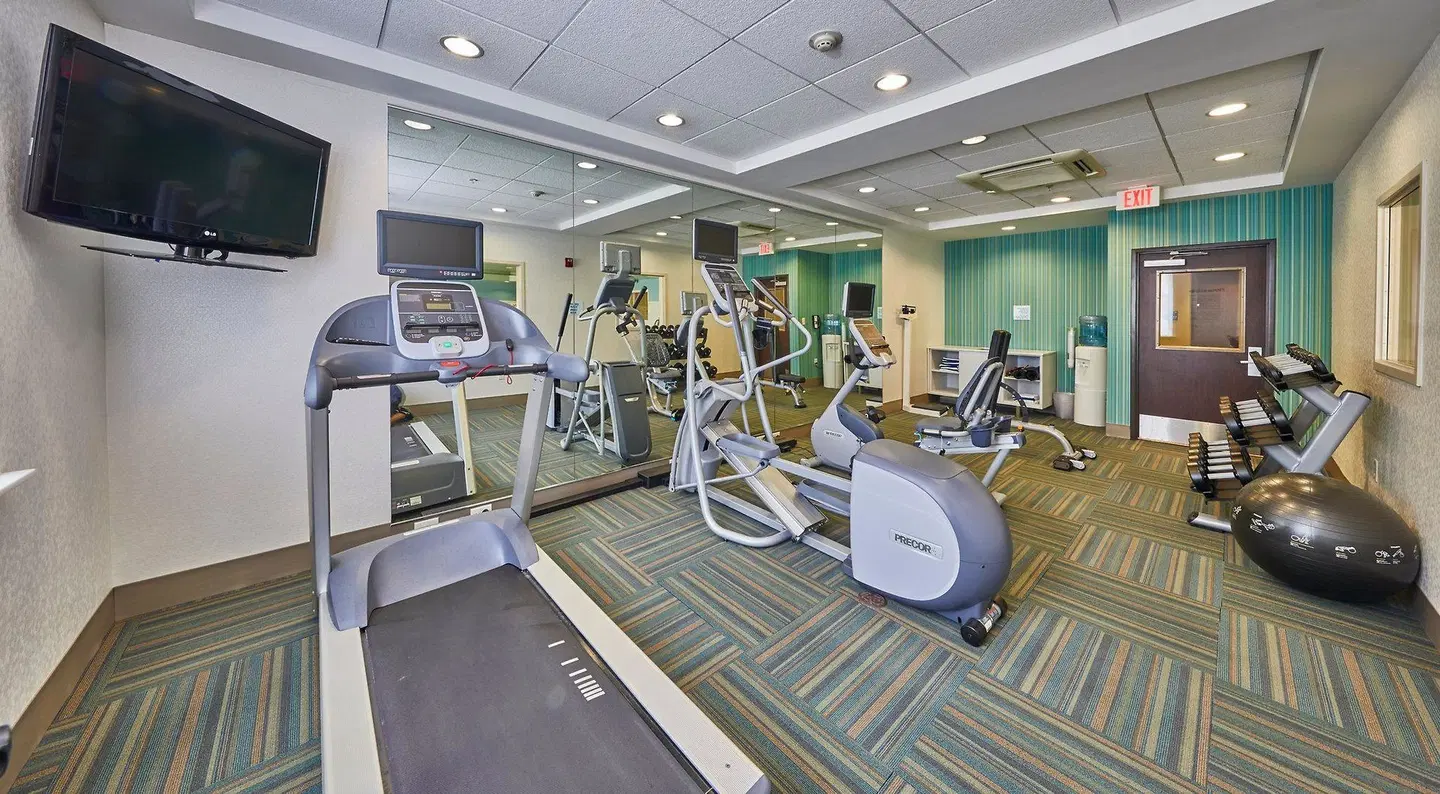 Holiday Inn Express & Suites Medford-Central Point SPORTS_AND_LEISURE