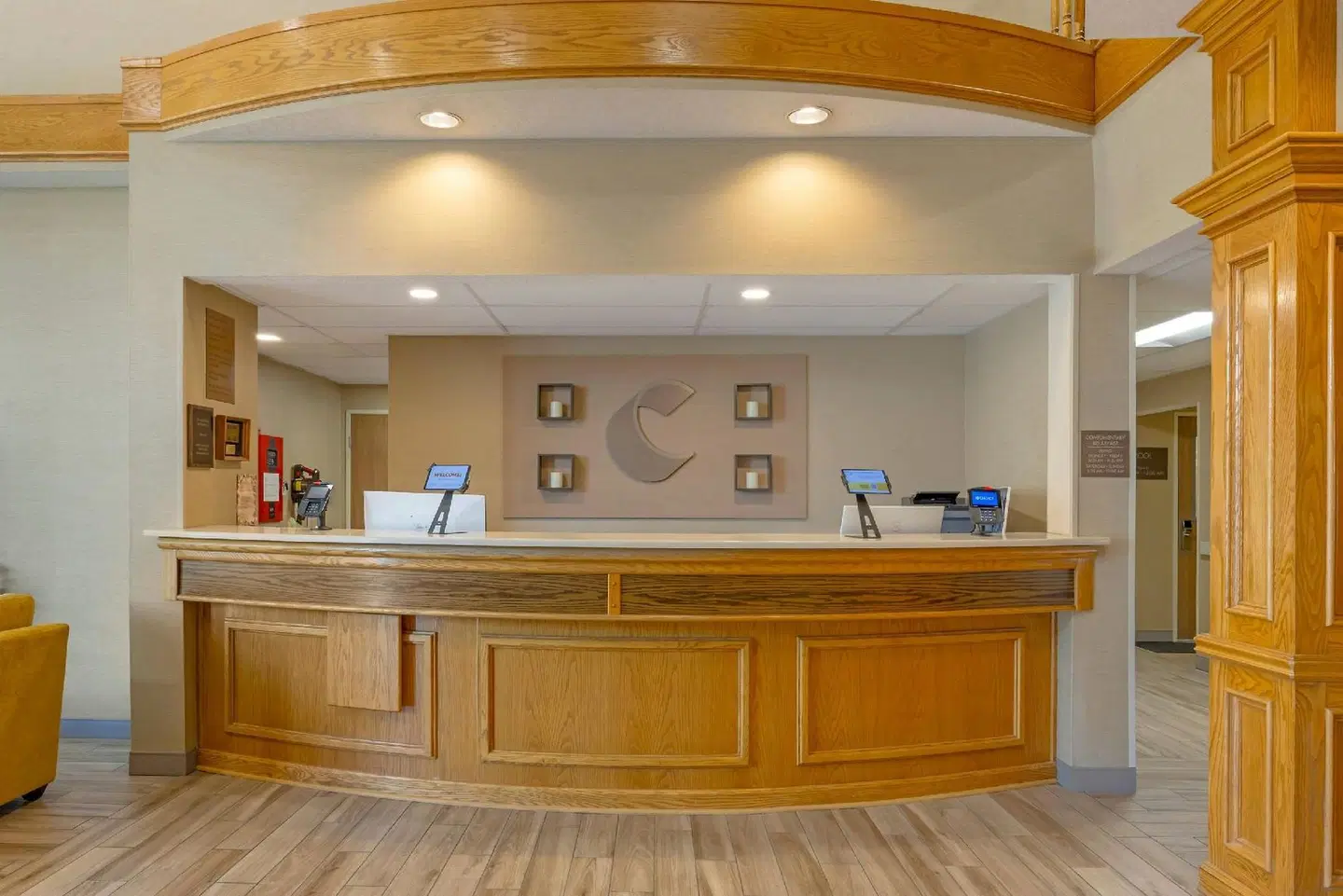 Comfort Suites Airport LOUNGE_LOBBY