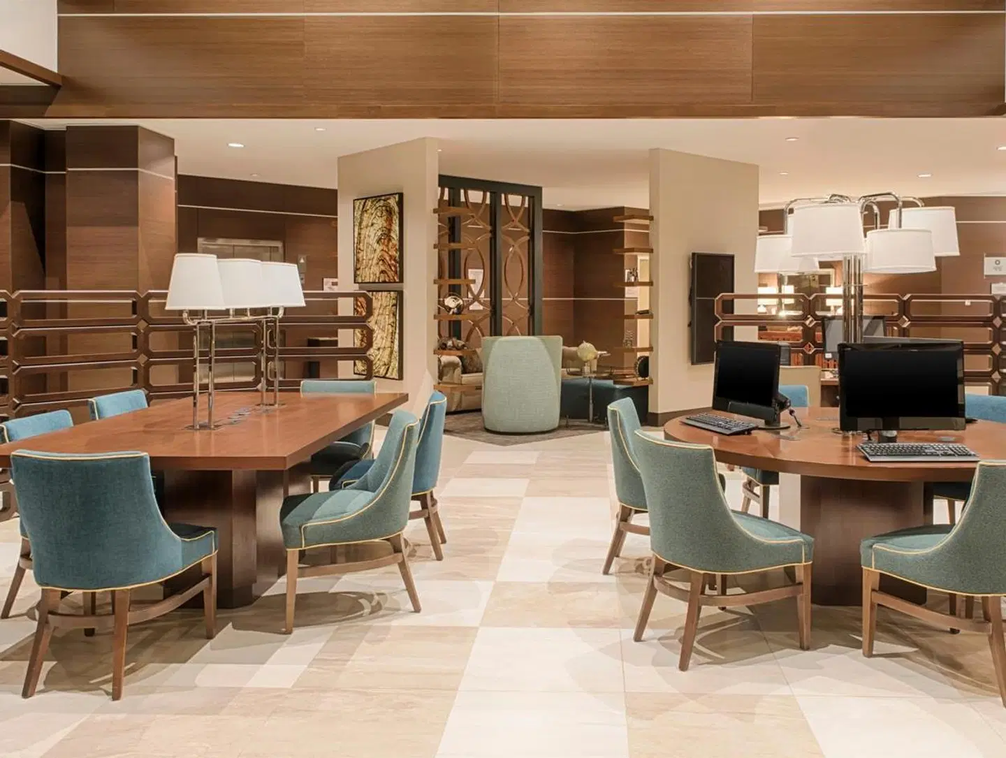 Sheraton Mesa Hotel at Wrigleyville West LOUNGE_LOBBY