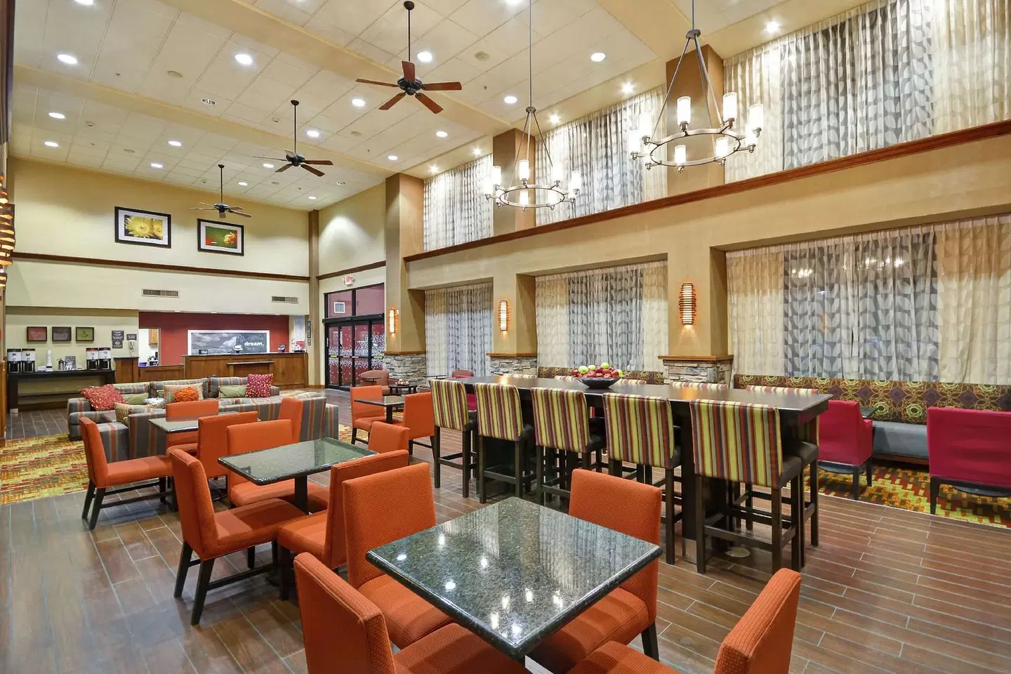 Hampton Inn & Suites Yuma LOUNGE_LOBBY