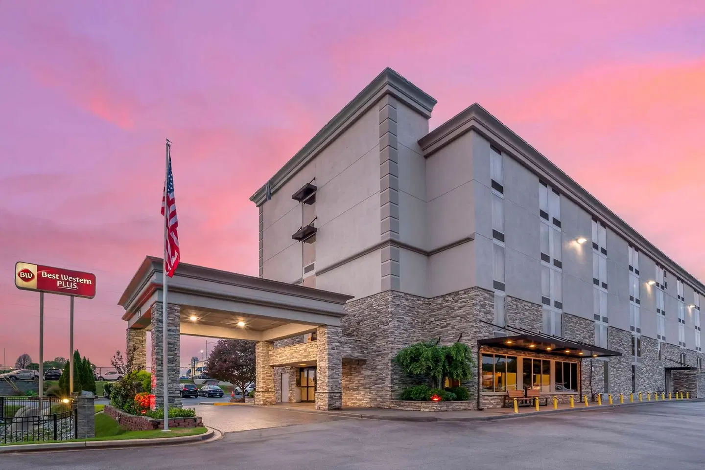 Best Western Plus Greenville I-385 Inn & Suites EXTERIOR