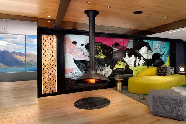 QT Queenstown LOUNGE_LOBBY