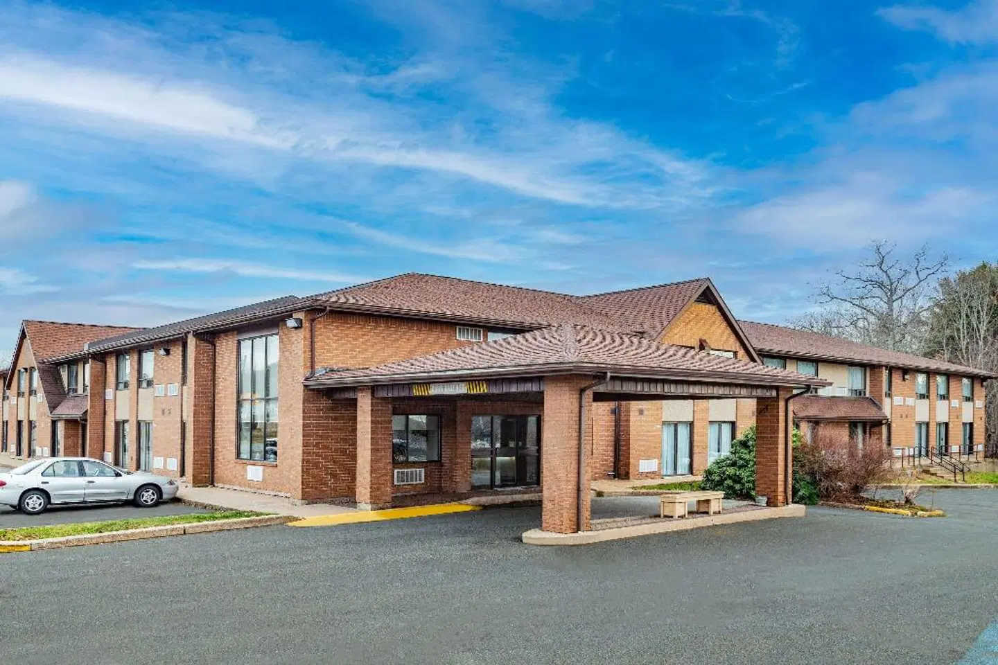 Travelodge by Wyndham Bridgewater EXTERIOR