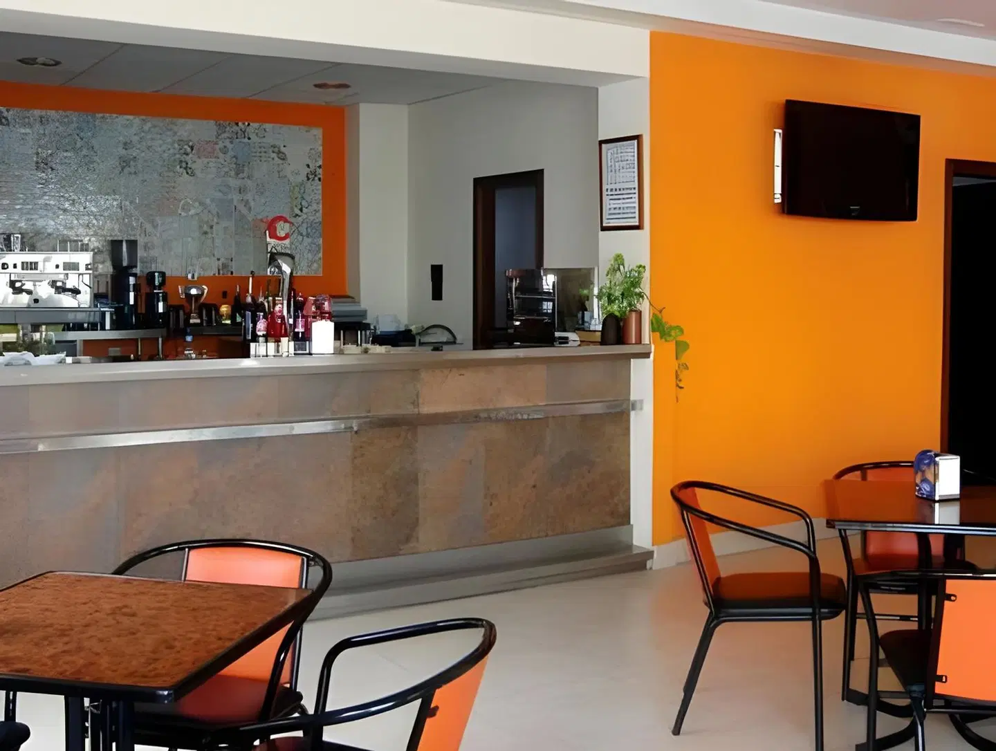 Hostal Villa Bar