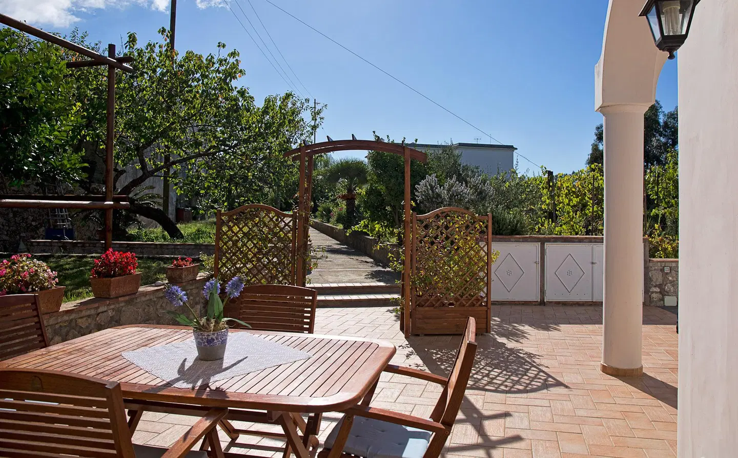 Parco Vittoria Holidays House Terrasse