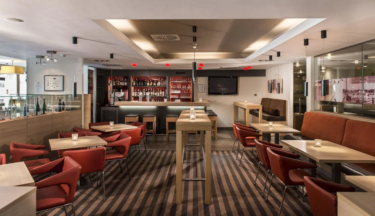 Mercure Hotel Düsseldorf Airport Bar