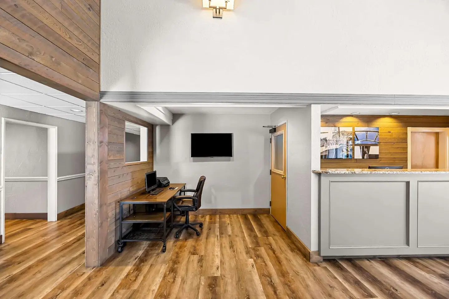 Best Western Inn at the Rogue LOUNGE_LOBBY