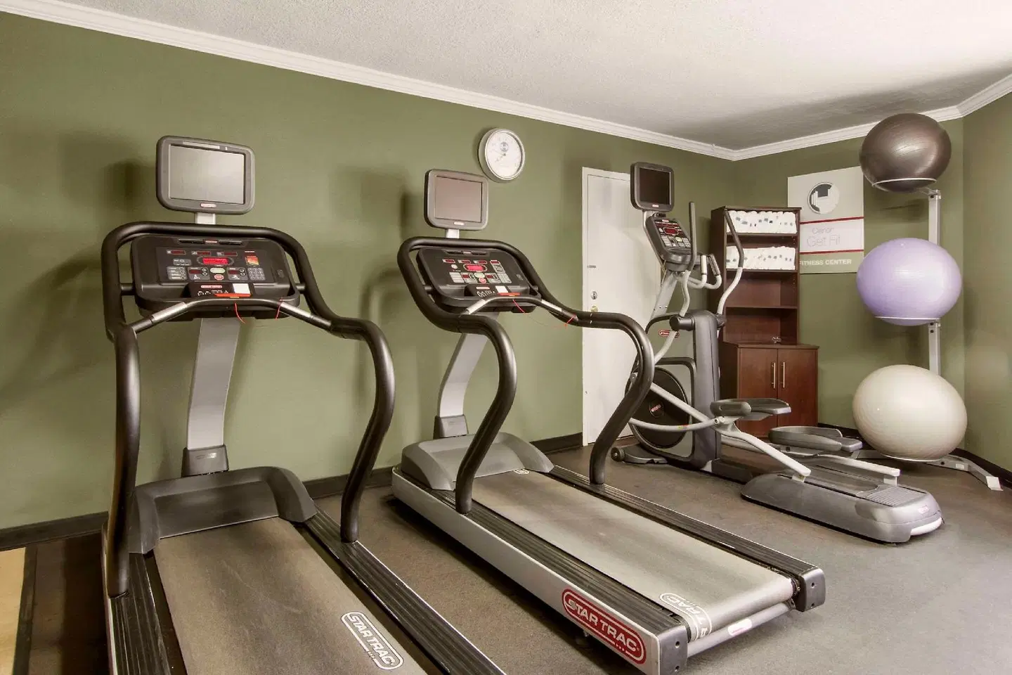 Clarion Inn Airport Fletcher SPORTS_AND_LEISURE