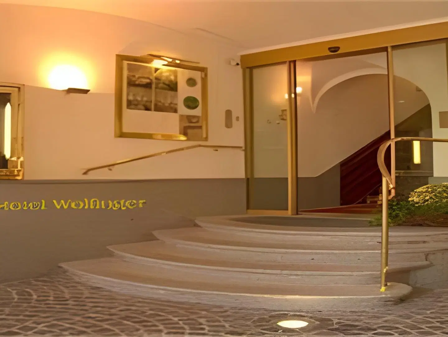 Adler HEALTH_BEAUTY