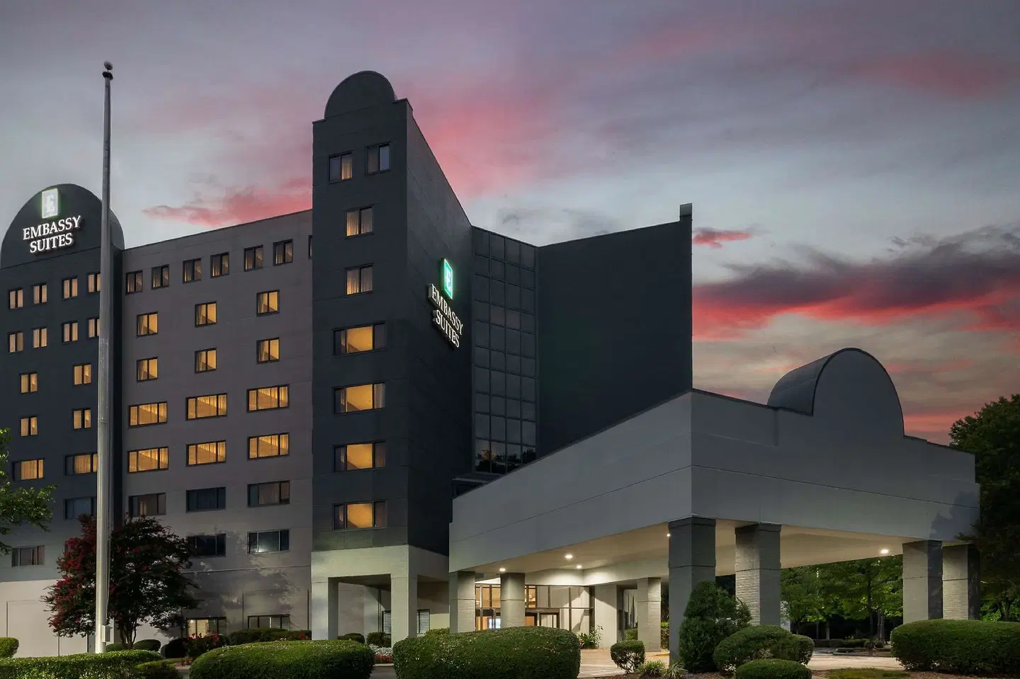Embassy Suites by Hilton Charlotte EXTERIOR