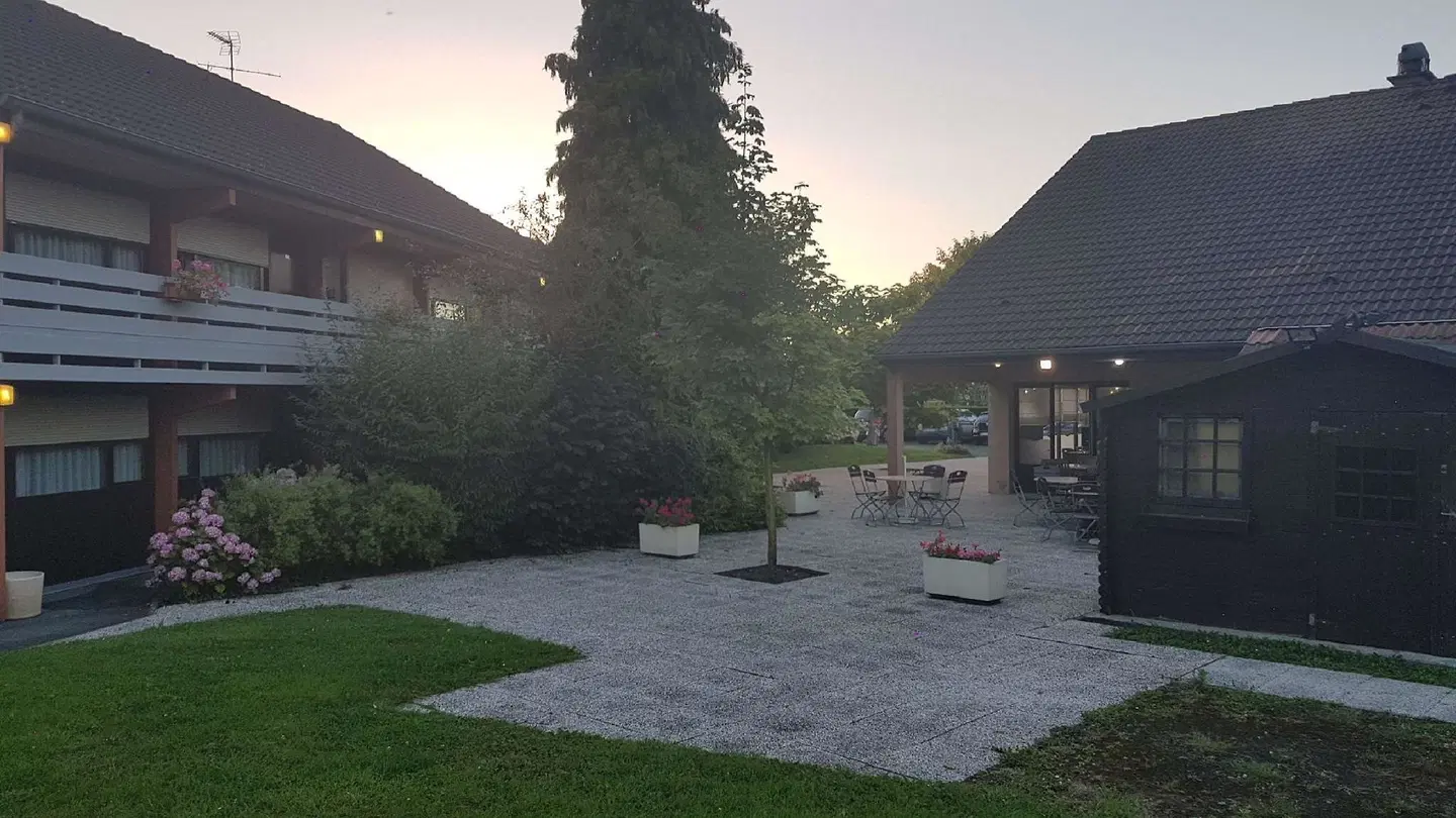 Campanile Maubeuge Garten
