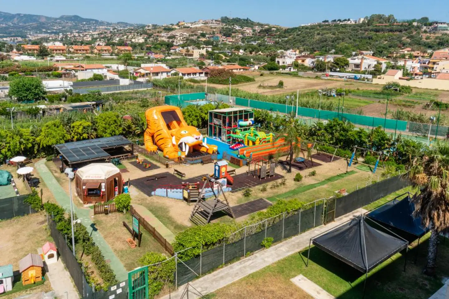 Capo Peloro Resort Garten