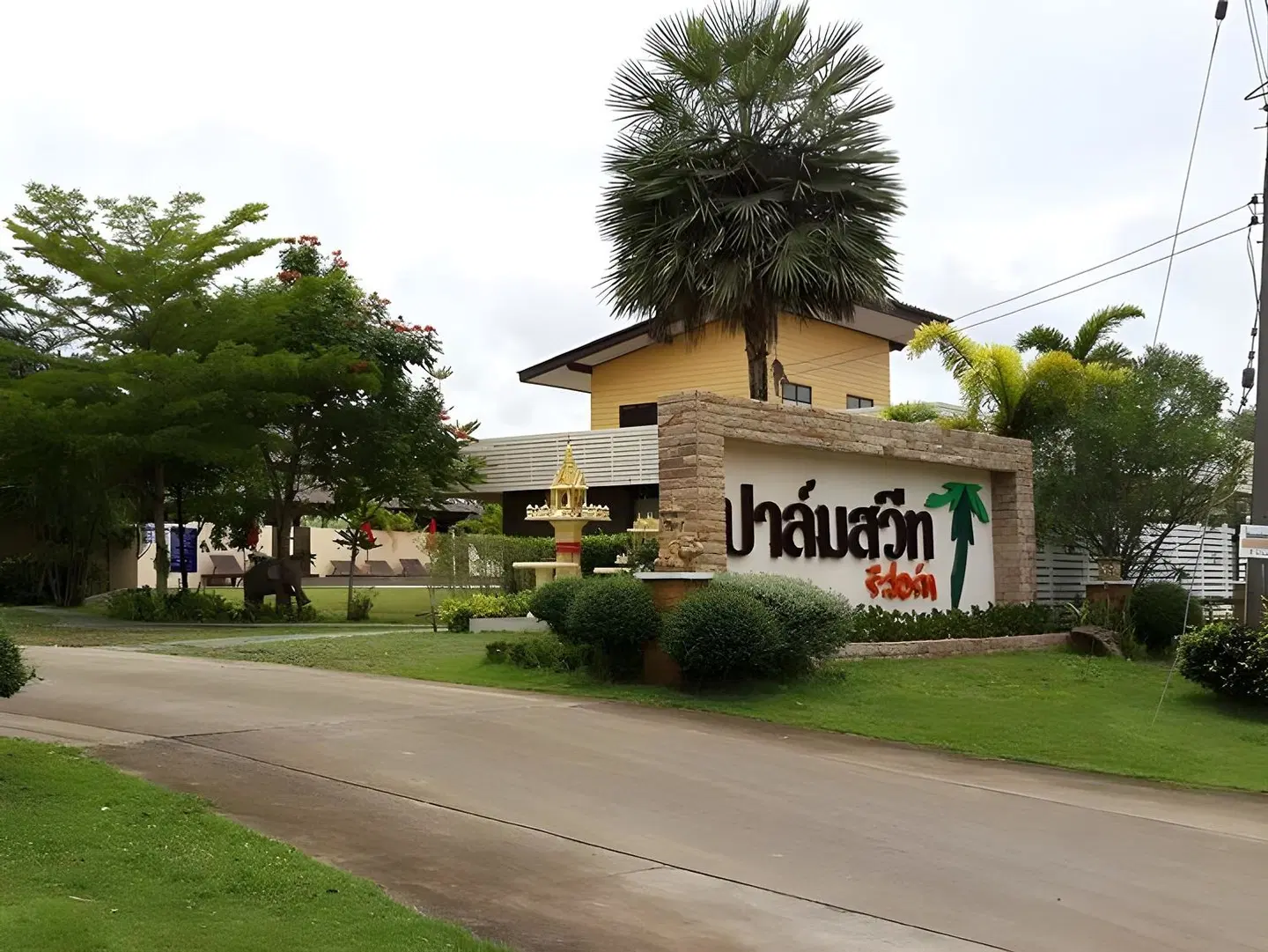 Palm Sweet Resort EXTERIOR