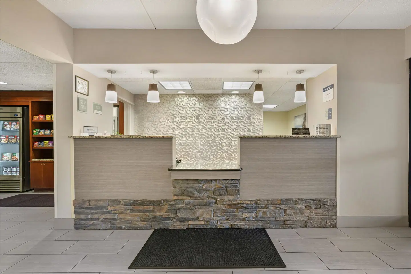 Best Western Plus University Inn LOUNGE_LOBBY