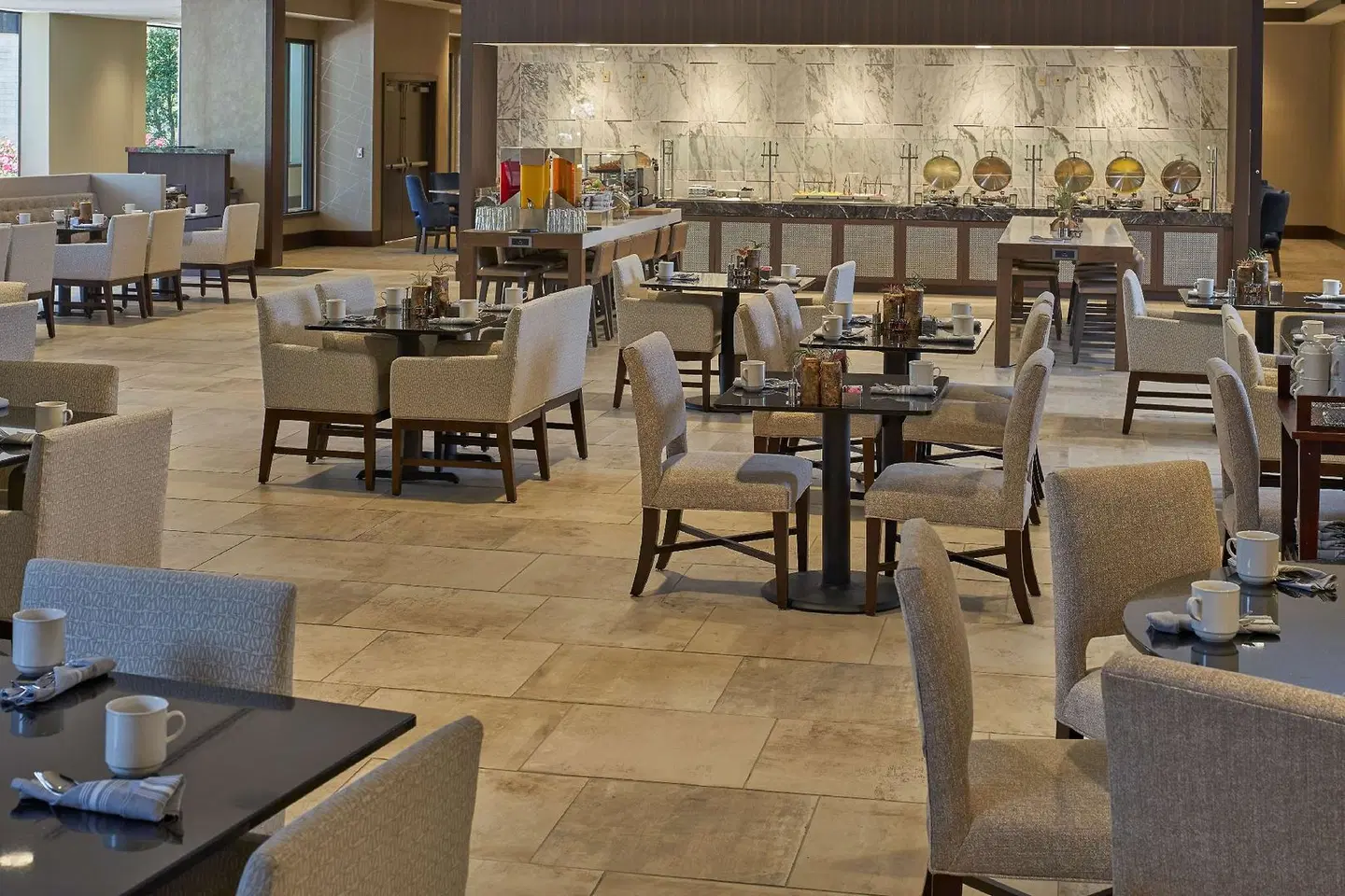 Hilton North Raleigh Bar