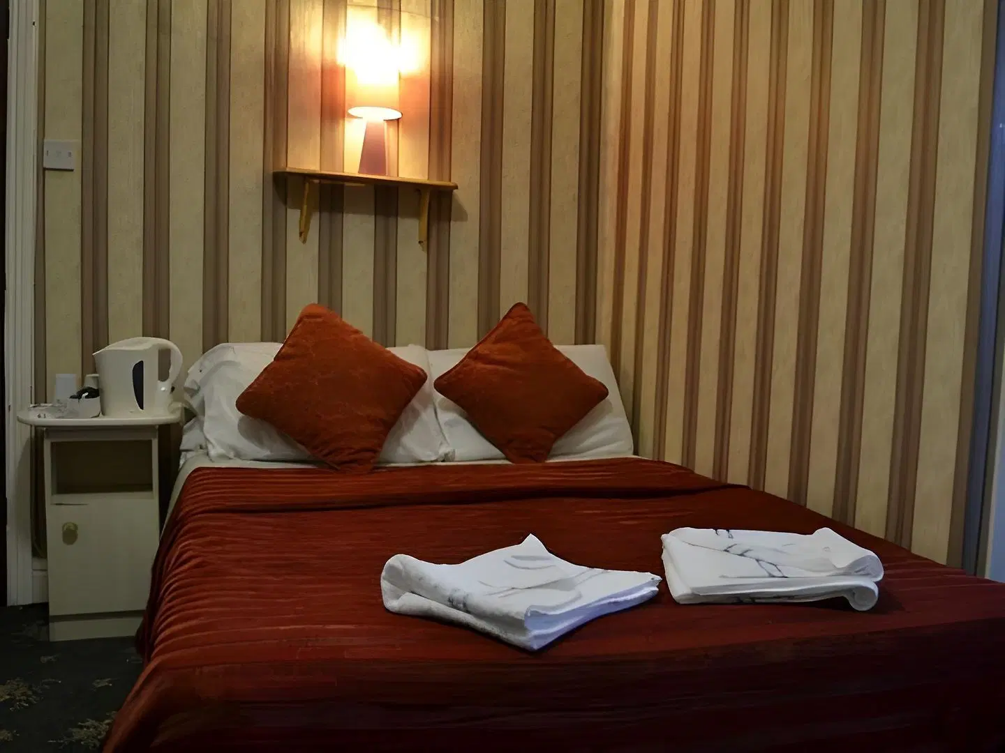 The Silverdale Hotel ROOM_EXAMPLE