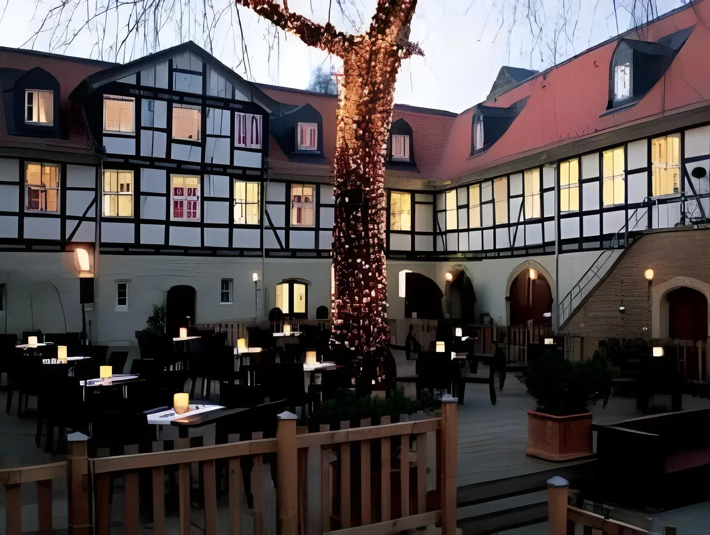 Schiefer Terrasse